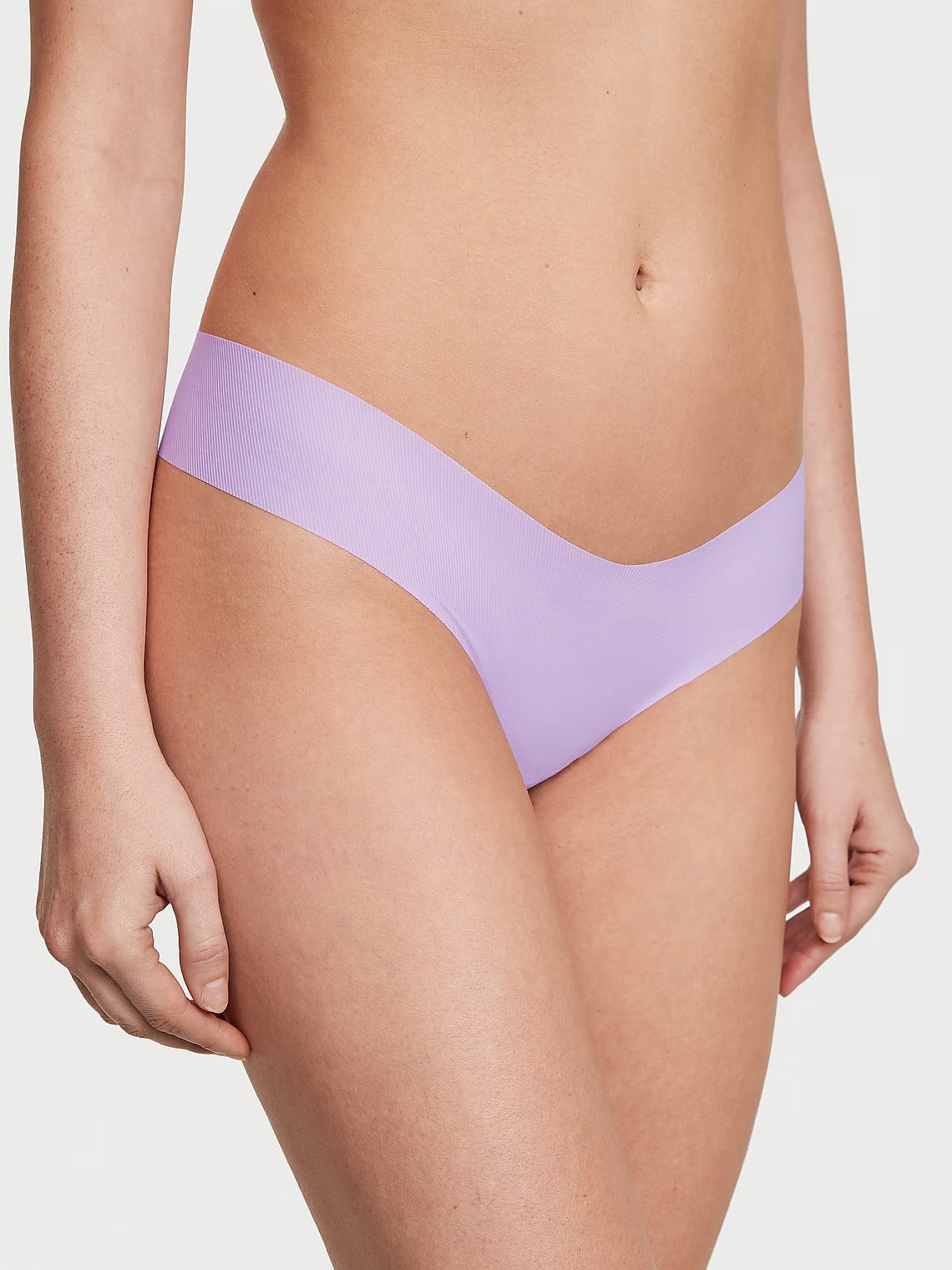 VICTORIA SECRET - No-Show Ribbed Thong Panty - Tanga sin Costura